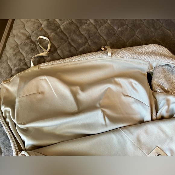 Eliza J Metallic Knit One Shoulder Gown Sz 2 - Picture 7 of 7